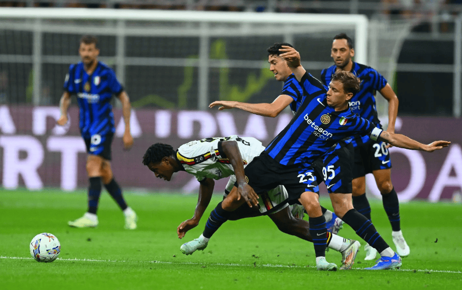 再起风波，内马尔：向教练致歉？又是哪个狗屎记者编造的谎言（风波再起，内马尔否认向教练道歉：是谁在捏造谣言？）