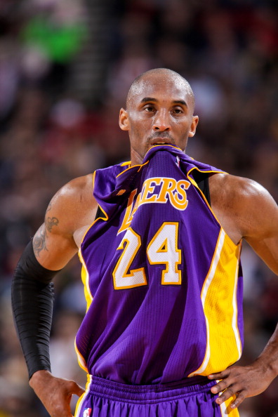 意媒：黄潜考虑买断那不勒斯租将拉法-马林，皇马握有回购权（意媒：黄潜欲买断那不勒斯租借的拉法-马林，皇马保留回购权）