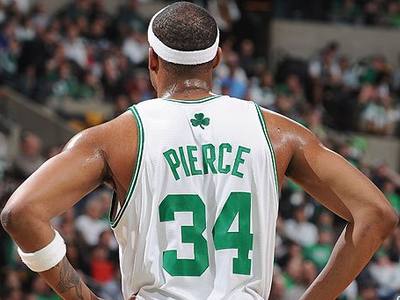 被针对了一整场，却笑到最后（整场遭针对，终成赢家）