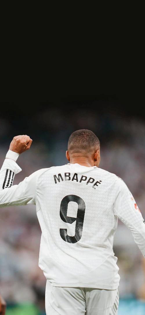 火箭哈登末节爆发连得15分（火箭核心哈登末节发飙连砍15分）